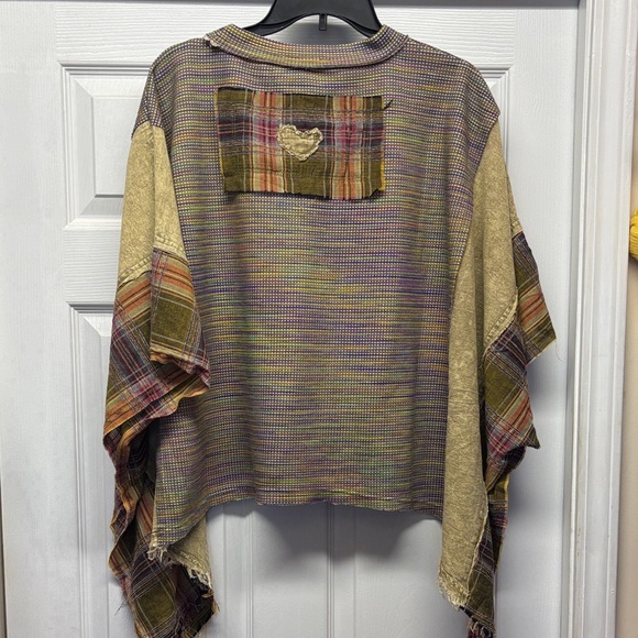 Oli Hali New Colorful Patchwork LOVE Poncho Top - Picture 4 of 6